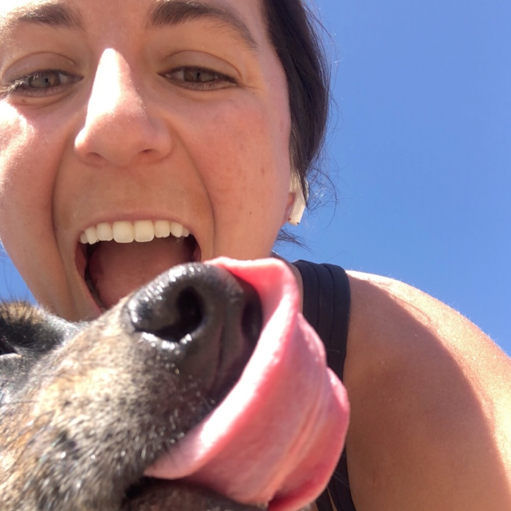 Meet your Posher, Carina
